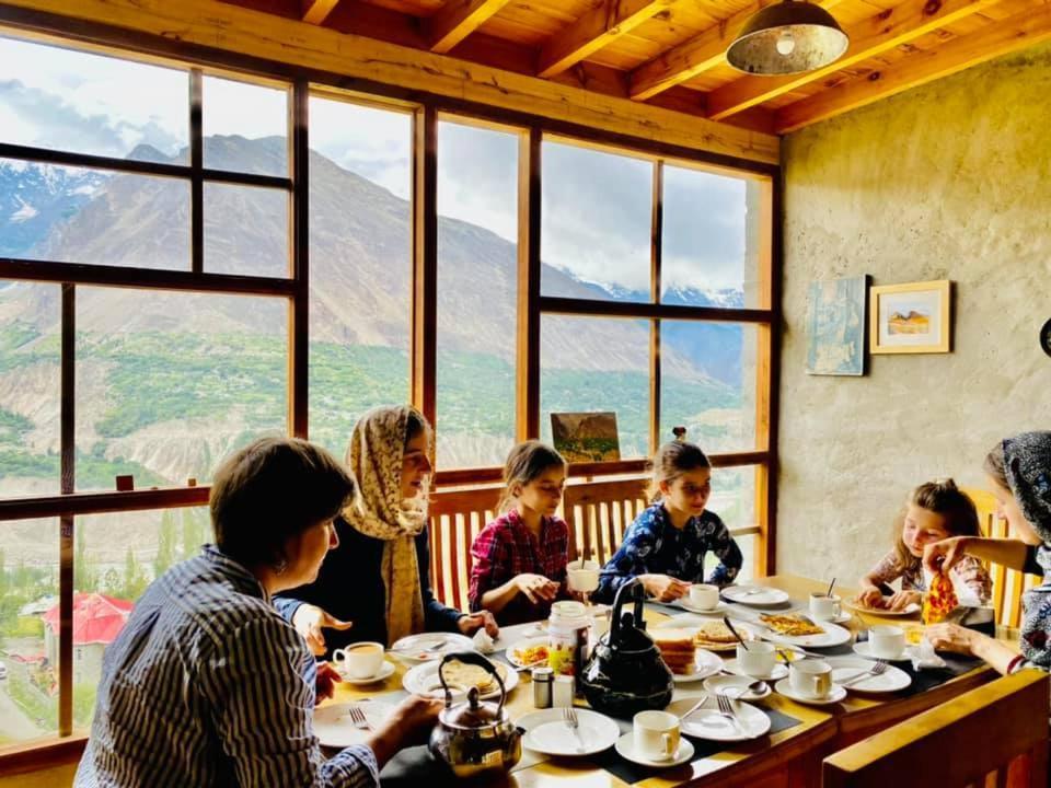 Backpackers Stories By Old Hunza Inn Karimabad  Esterno foto